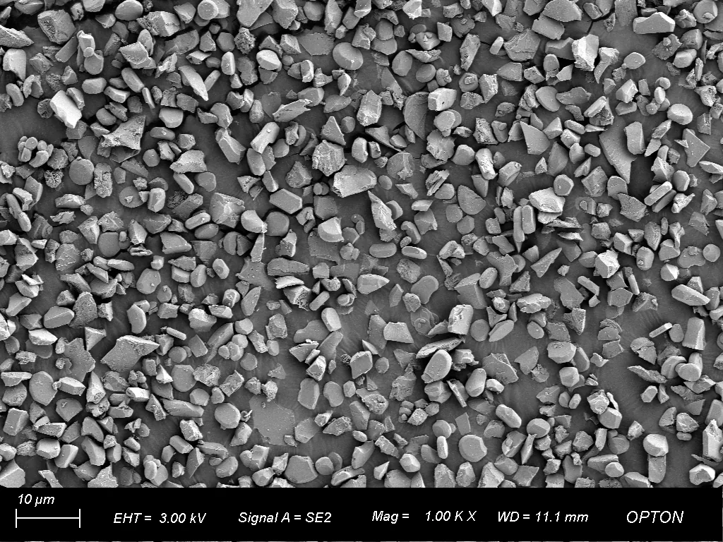 Microscope image of hexagonal tabular alumina platelets