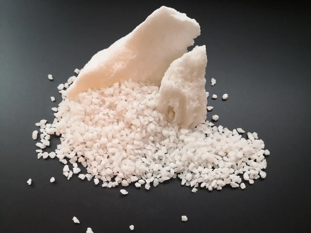 White fused alumina packed for despatch