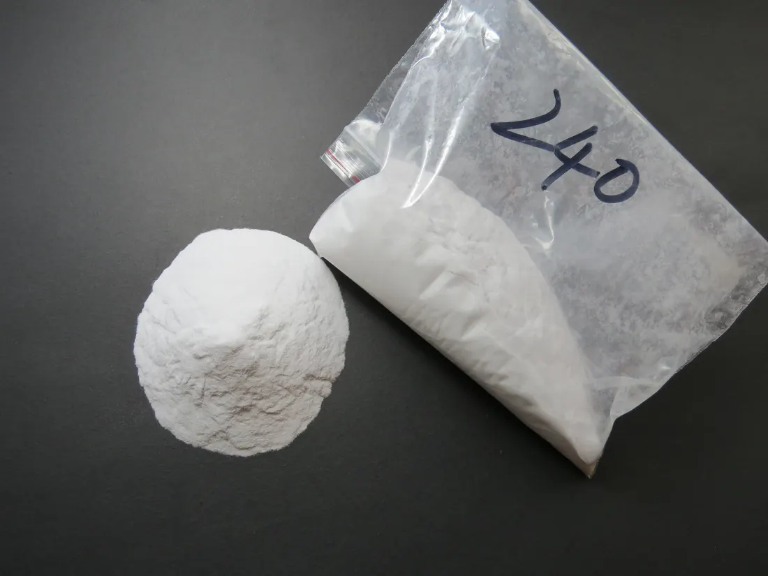 White fused alumina 240 mesh polishing sand